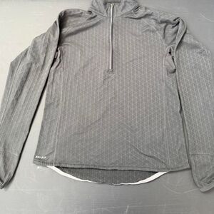 Nike women’s  Dri-Fit quarter zip top Size M